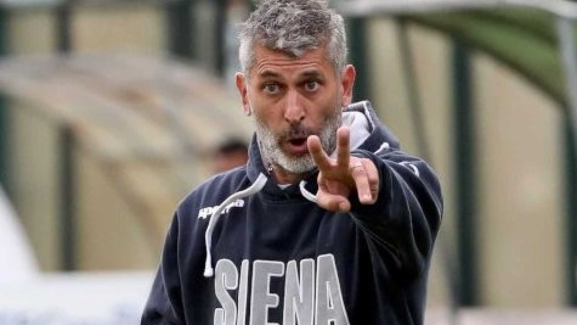 Rivoluzione Piace, esonerato mister Manzo. Al suo posto Scazzola