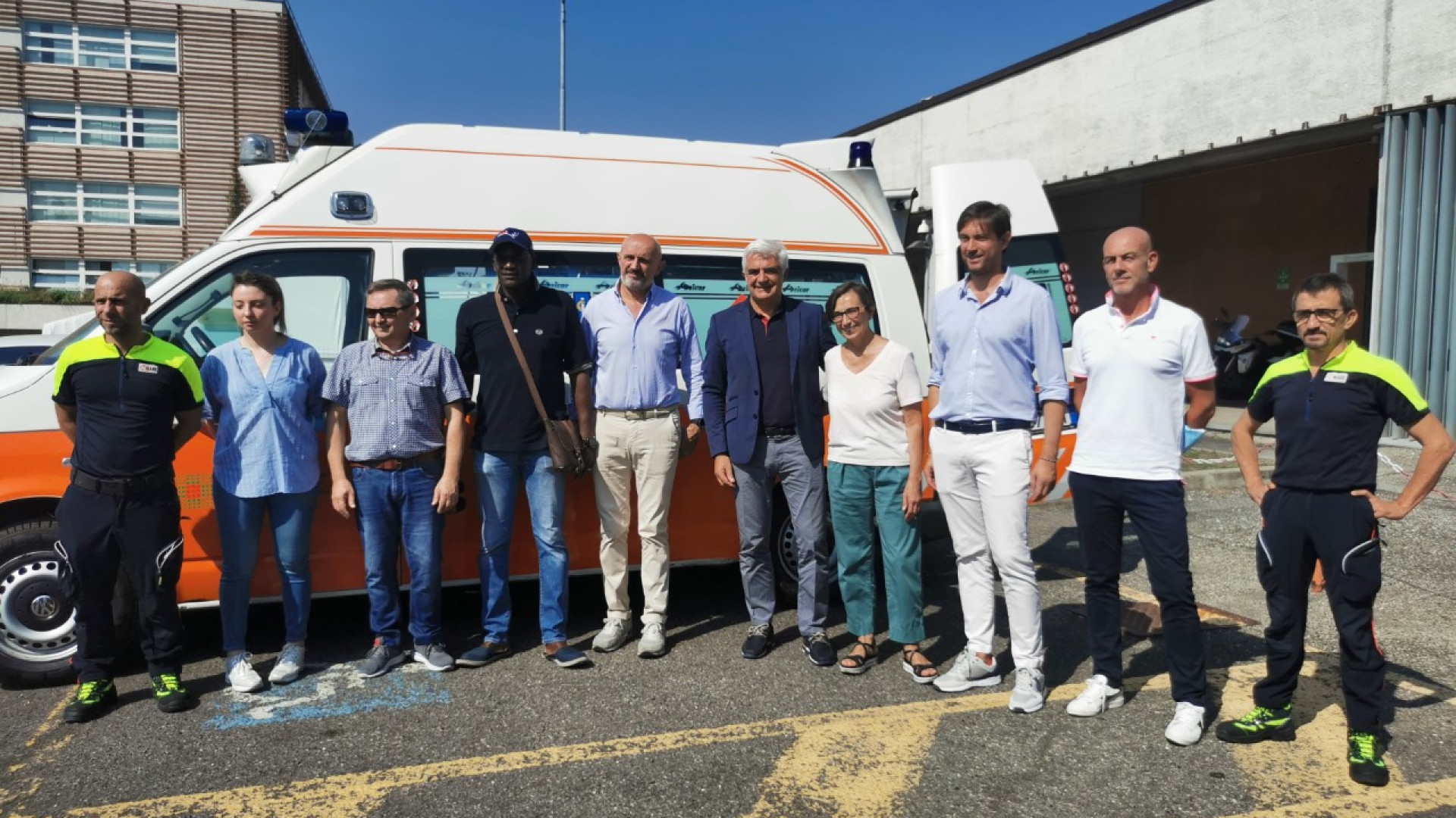 Da Piacenza al Senegal, Ausl dona un'ambulanza. Diop: "Si salveranno vite"