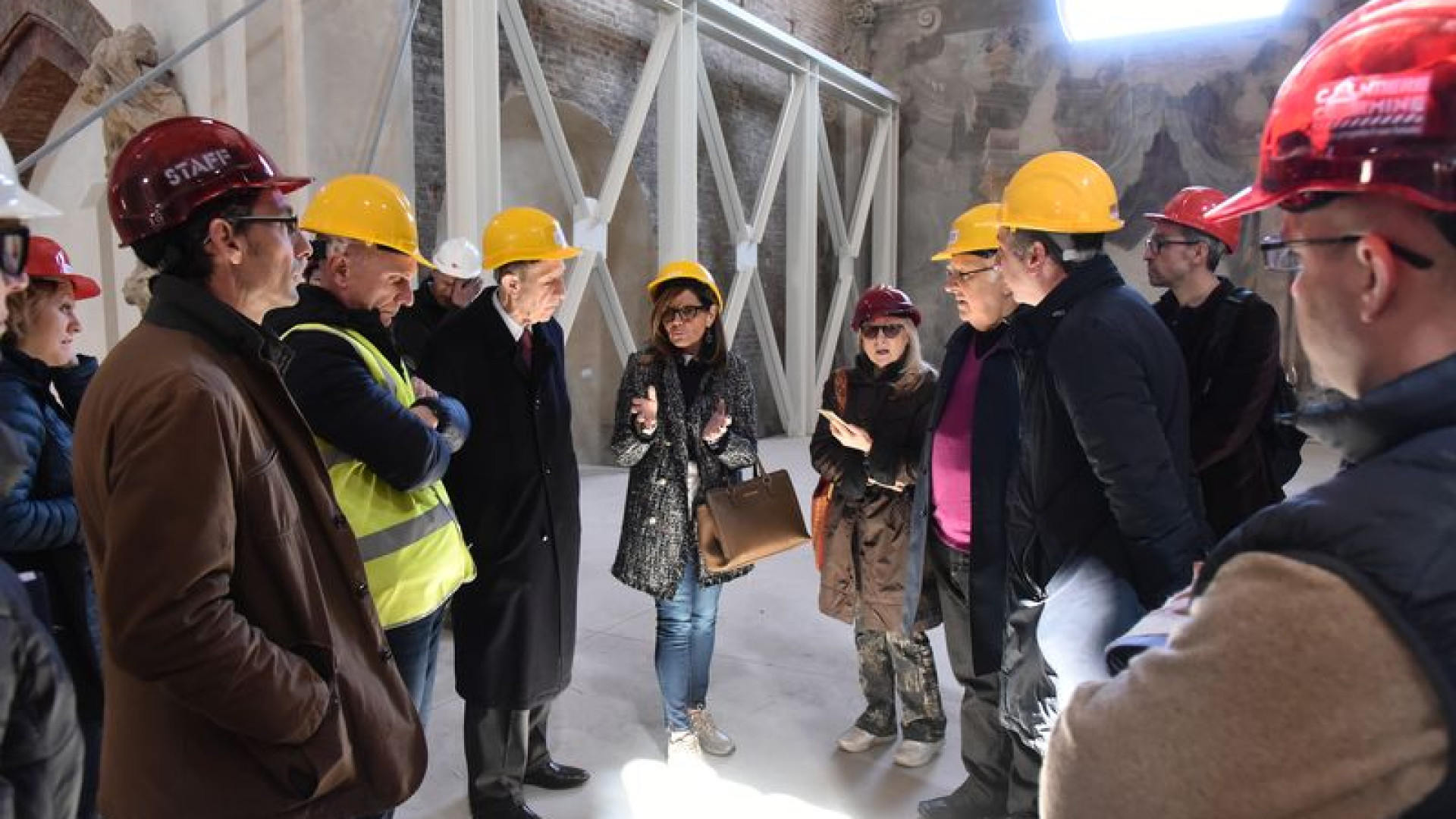 Sopralluogo al Carmine, Italia Nostra attacca: "Contrari al soppalco". Comune difende la scelta
