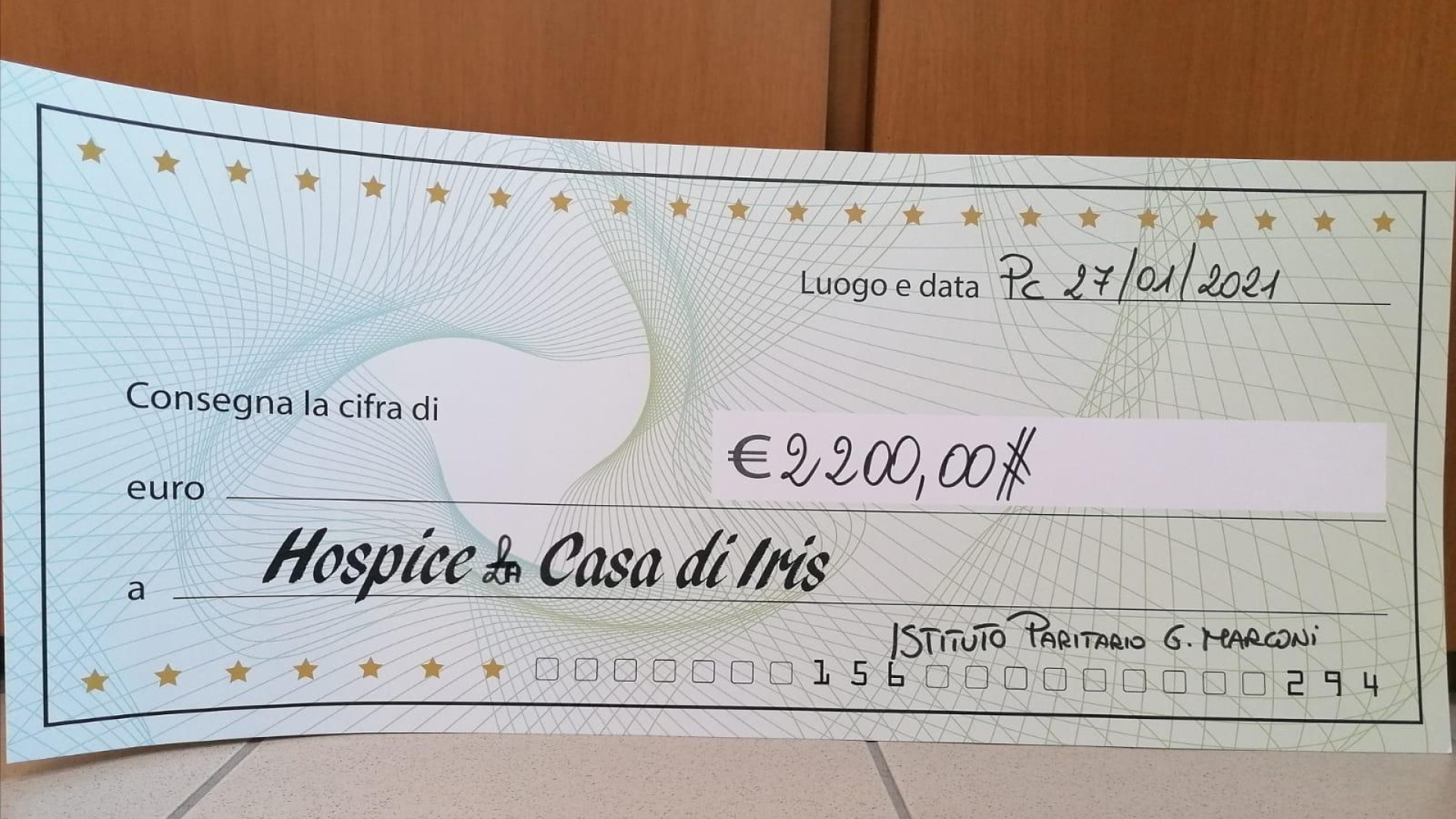 Hospice, oltre 2mila euro dall'istituto Marconi: "In ricordo della nostra prof"