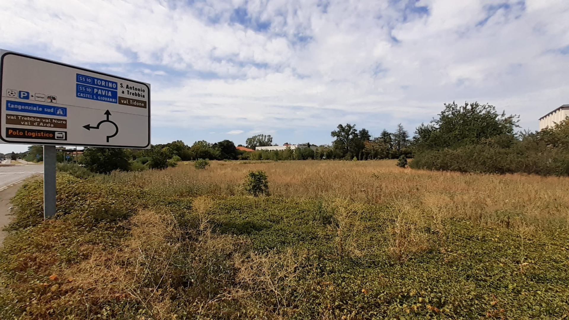 Nuovo market in via Einaudi: la giunta autorizza l'accordo. Parola finale al consiglio