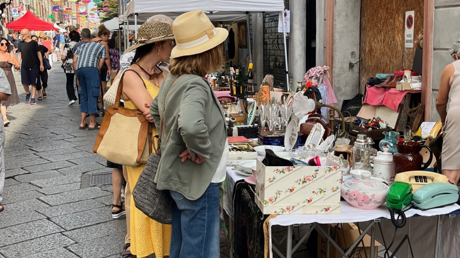 "Via Roma Street Market": tutto esaurito, si va a caccia dell'originalità
