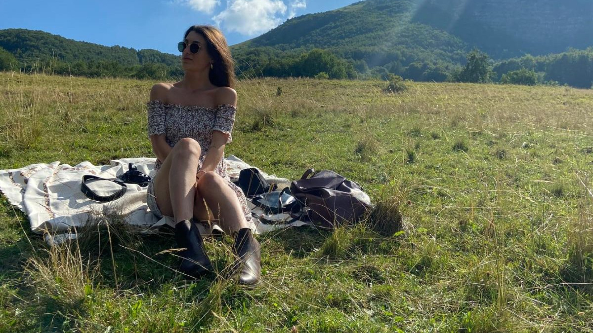 La maestra Rebecca a 24 anni da Milano a Zerba per salvare la scuola di Ottone