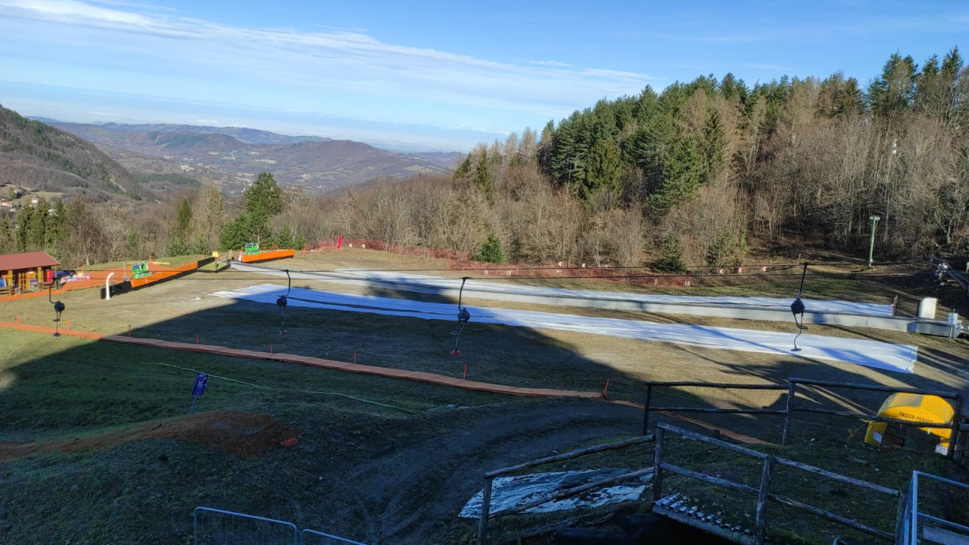 Il Penice si toglie gli sci nell'inverno mai arrivato. A Morfasso 16 gradi