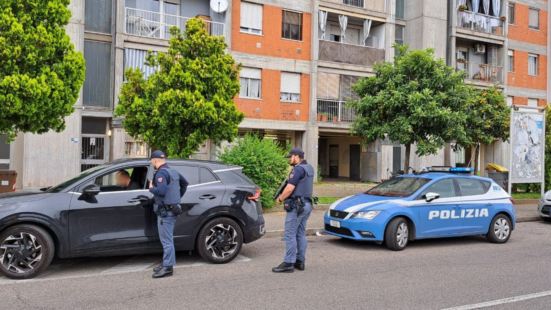 Farnesiana, arrestato il rapinatore in bicicletta. Denunciato un altro uomo