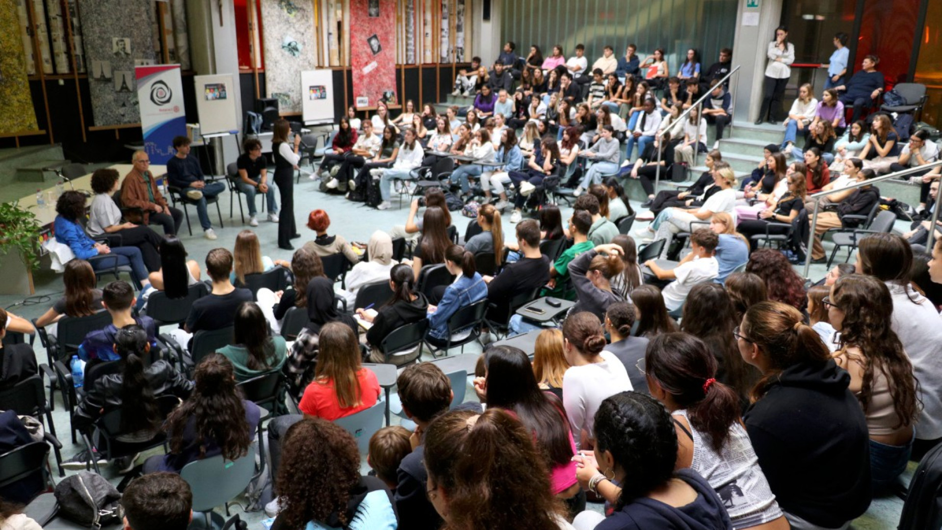 Pietro Negra (Pinko) agli studenti del Mattei:"L'errore è atto di coraggio"
