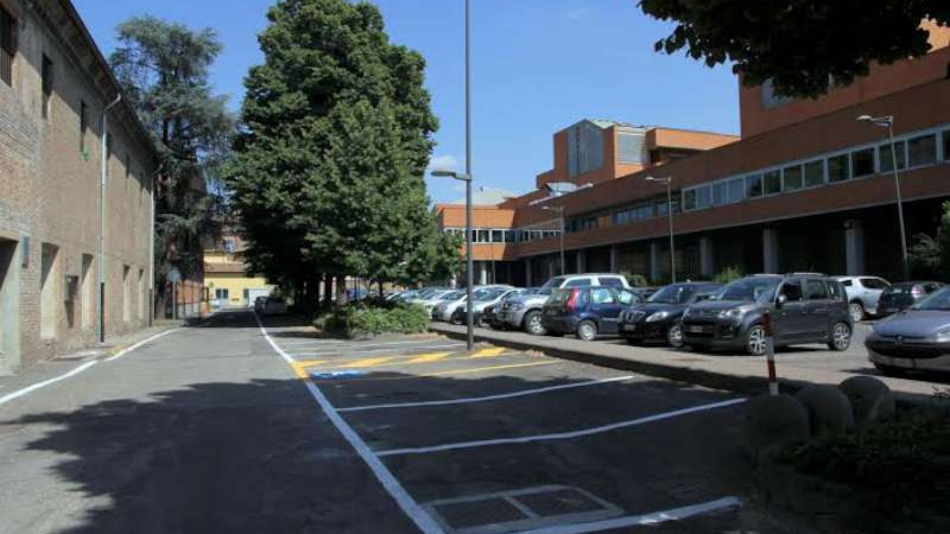 Cantieri all'ospedale: sabato 1 giugno parcheggio chiuso per installazione della gru