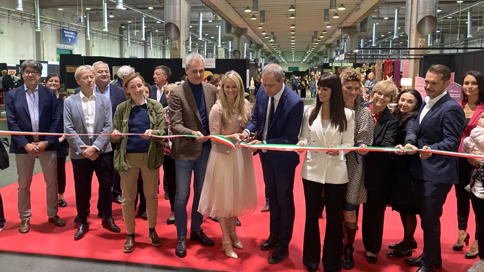 Buona la prima per "Mi Piace Crea" a Piacenza expo. "Arte, creatività e volontariato"