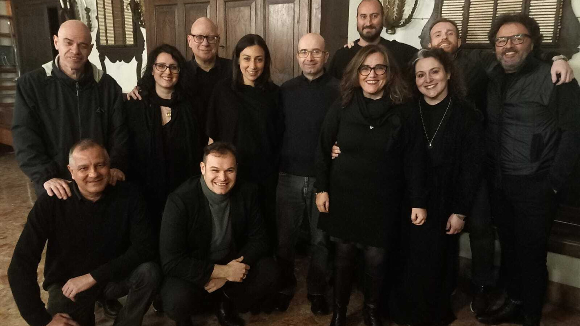 "Sguardi oltre la croce": emozione e applausi per "I Viaggiattori" in San Dalmazio