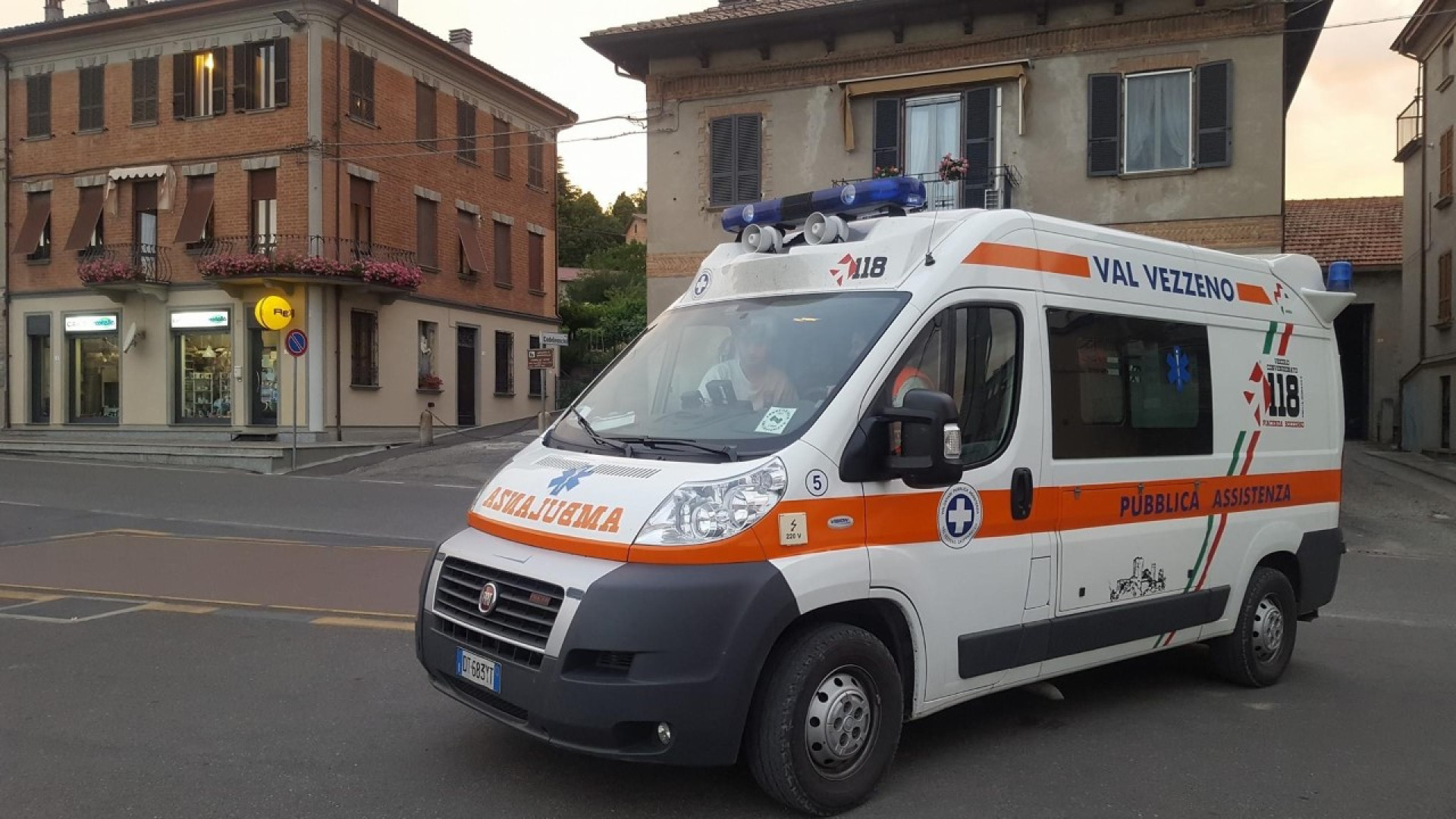 Si finge tesoriere e chiede un bonifico alla banca. Truffata la Pubblica Val Vezzeno