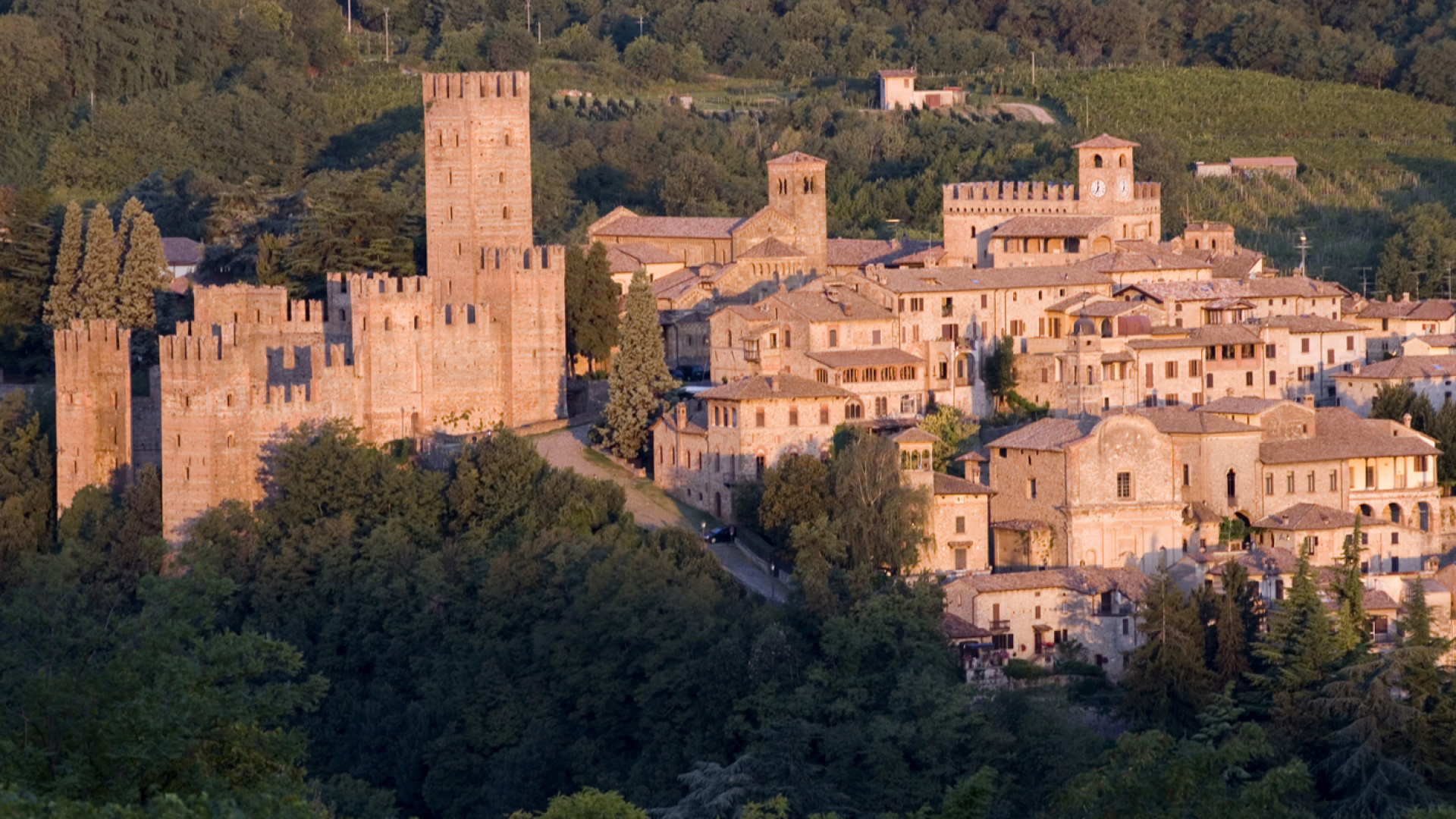 Castell'Arquato, turismo in calo del 26%. Dibattito in consiglio comunale