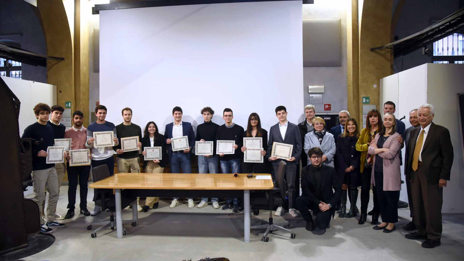 Politecnico: assegnate 12 borse di studio. Cerimonia all'Urban Center  FOTO