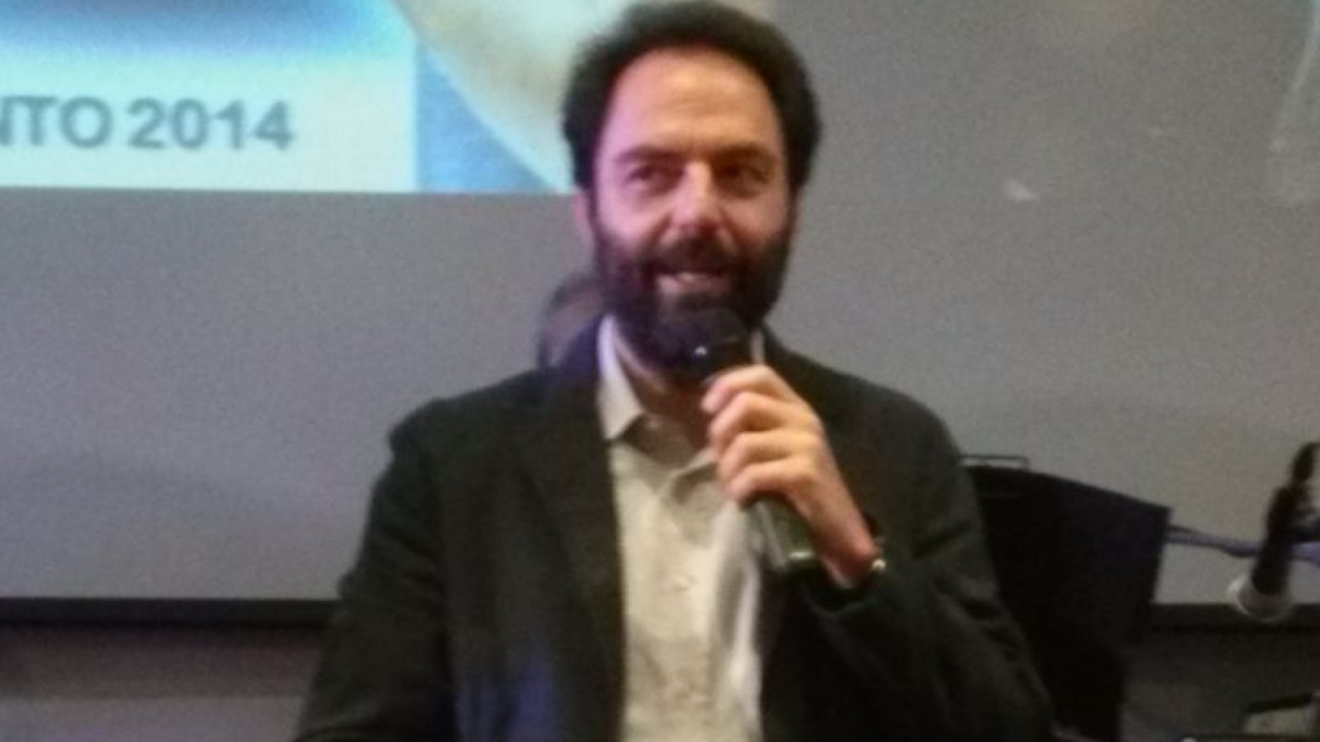 Neri Marcorè agli studenti della Cattolica: "Diffidate dalle carriere facili"
