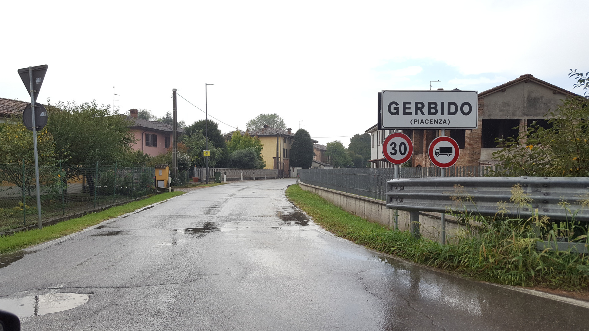 Anziano legato e chiuso nel sottoscala da tre uomini: shock a Gerbido
