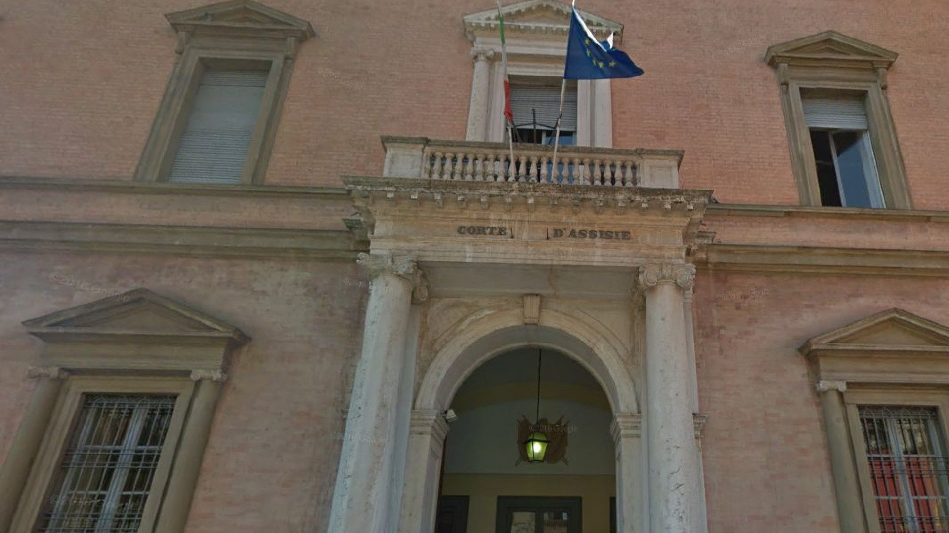 Chirurgo arrestato a Parma: "Tra le vittime di abusi anche donne piacentine"