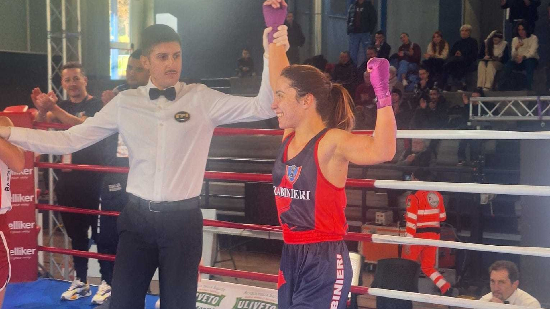 Roberta Bonatti chiude| il 2023 vincendo il titolo italiano di boxe