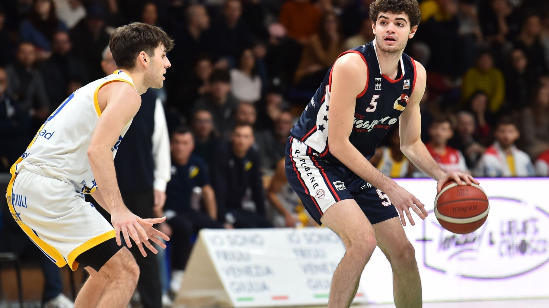 L’Assigeco cala il tria a Cividale: vittoria 62-85 trascinata da Serpilli e Miller