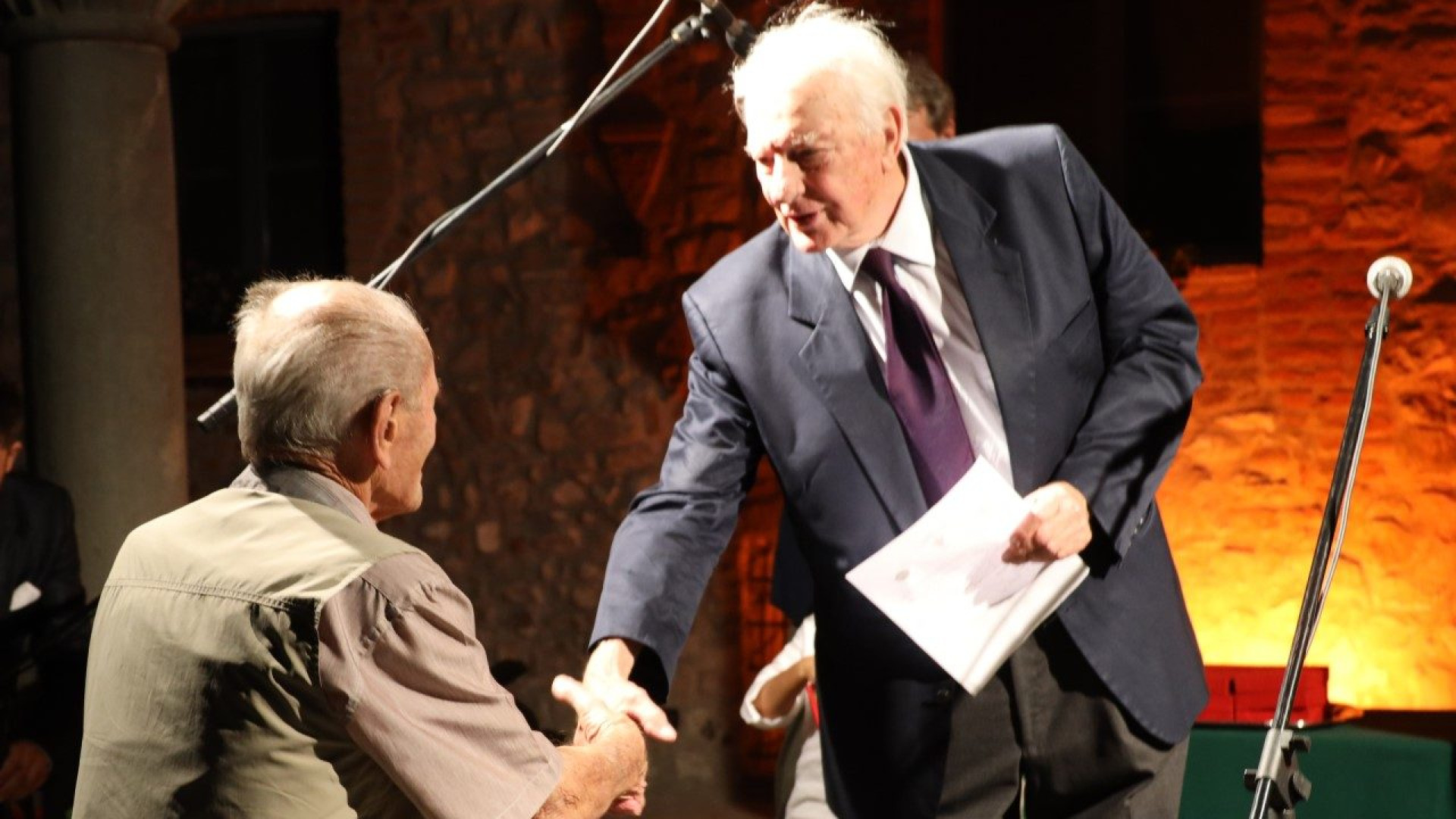 Per i 250 anni di attività, Obizzo Malaspina premia i lavoratori: Carlo ha 96 anni