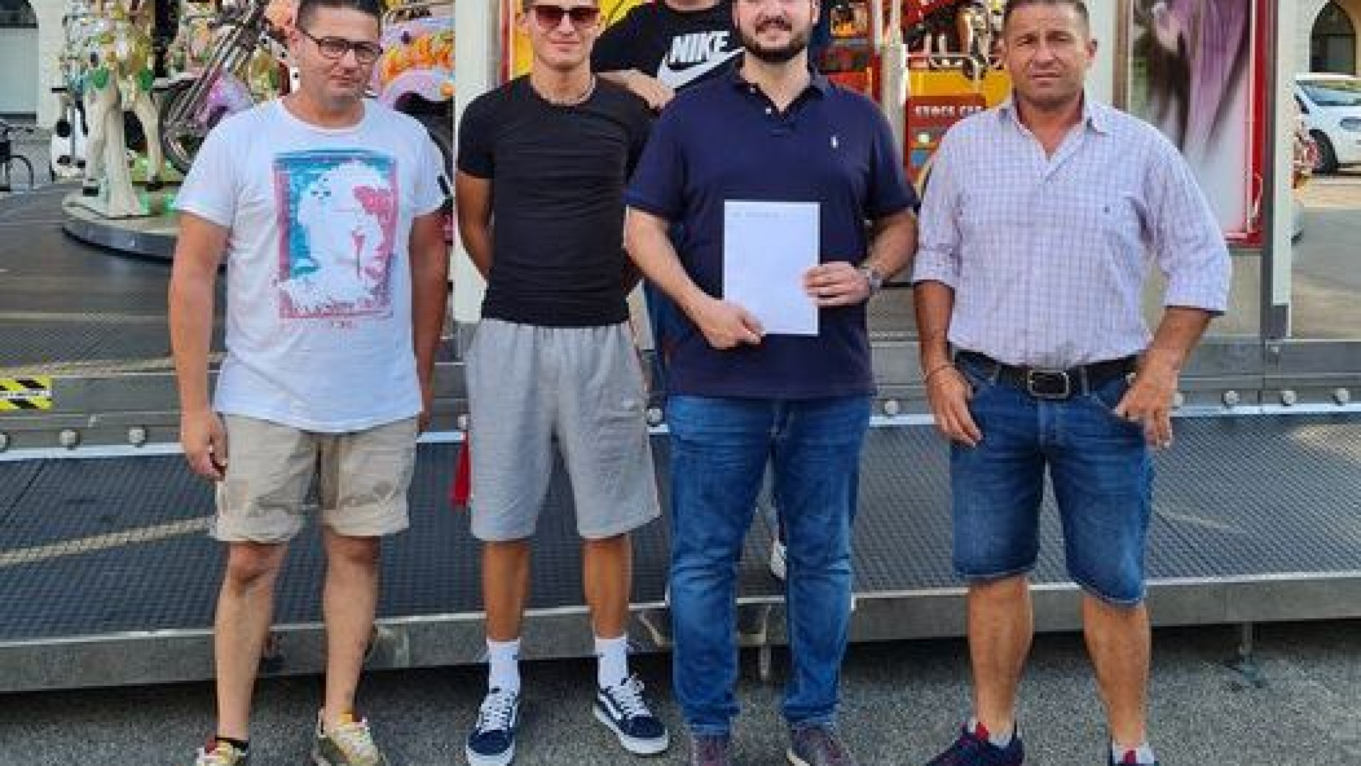 Ponte dell'Olio, dagli operatori del luna park donazione al Comune