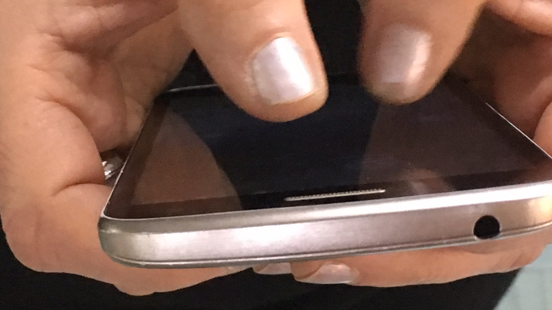 Bettola, nuovi disservizi legati alla rete di telefonia mobile Tim: cittadini infuriati