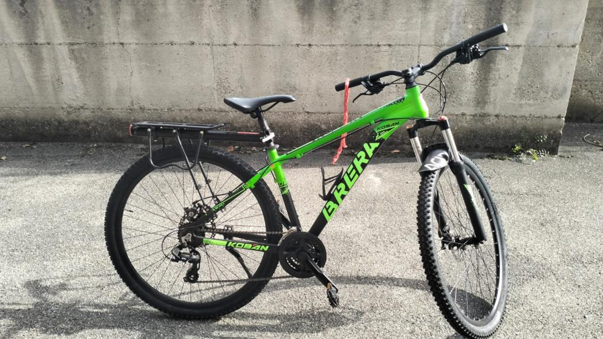 Gossolengo, ruba due bici mentre i proprietari sono in chiesa: denunciato