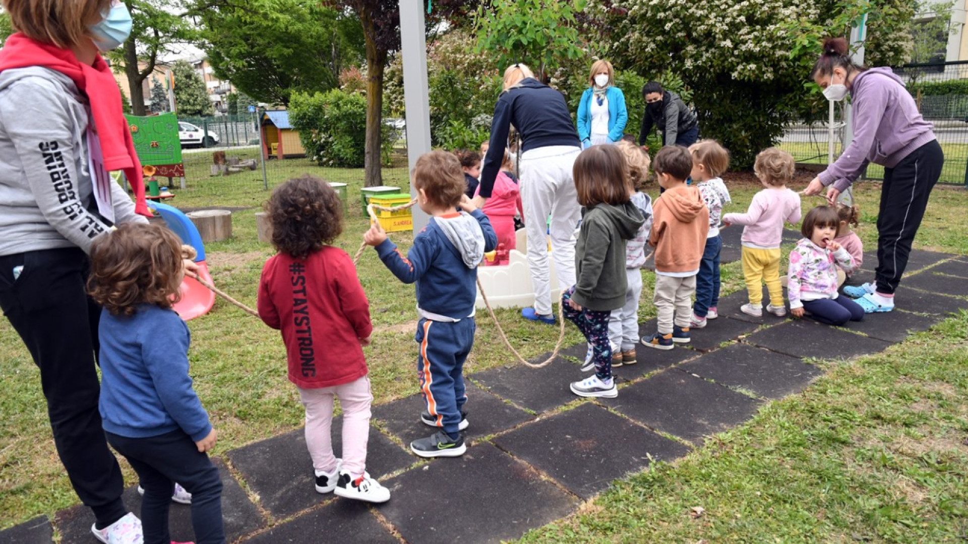 Sicurezza, i piccoli del nido "Pettirosso" promossi alla prova di evacuazione