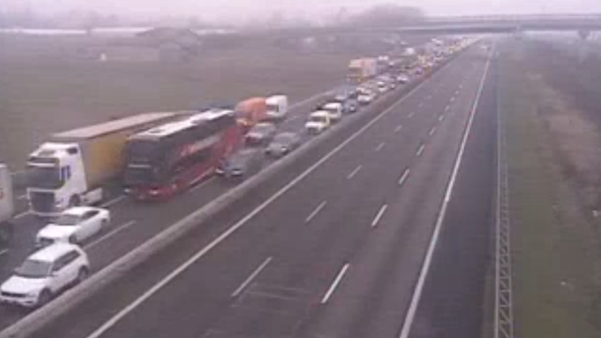 Incidente tra Tir in autostrada: circolazione tornata regolare