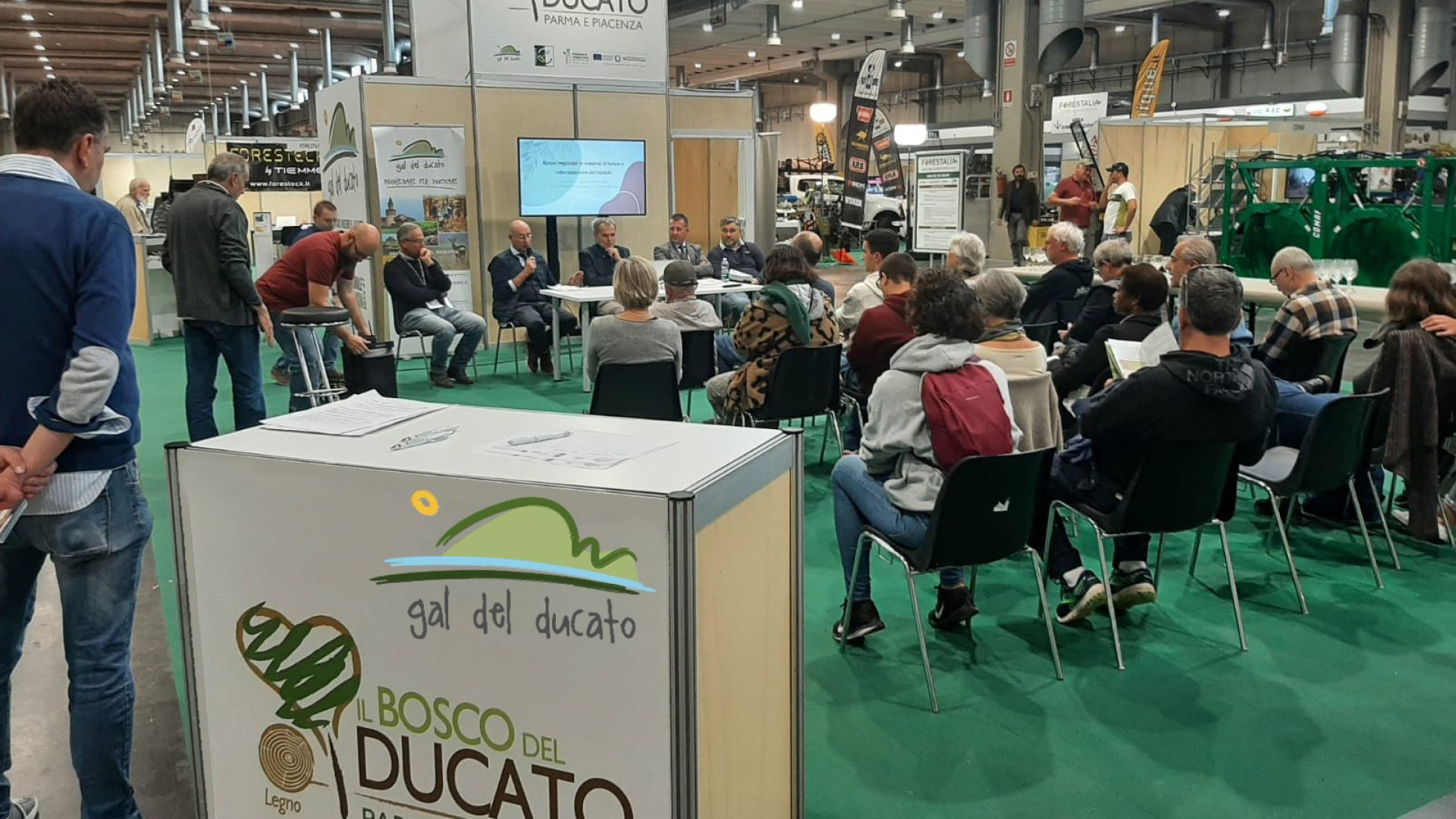 In diecimila a Piacenza Expo per Forestalia, Buon Vivere e Apimell: "Evento in crescita"