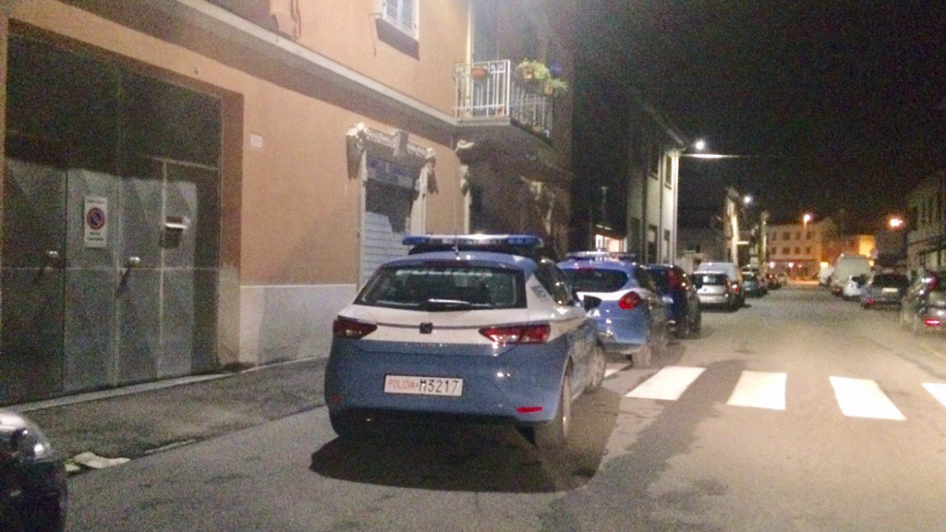 Corteggia una amica su Facebook, la fidanzata lo prende a bastonate