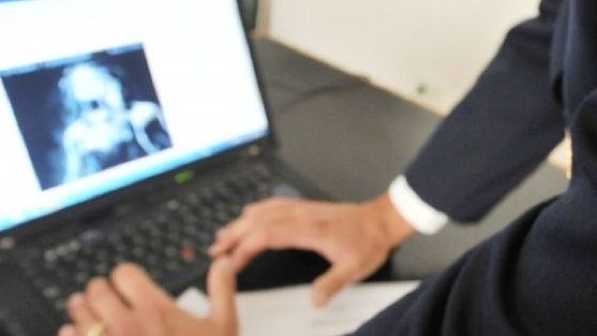 Vacanze in arrivo: da Polizia di Stato e Airbnb i consigli per evitare le truffe online