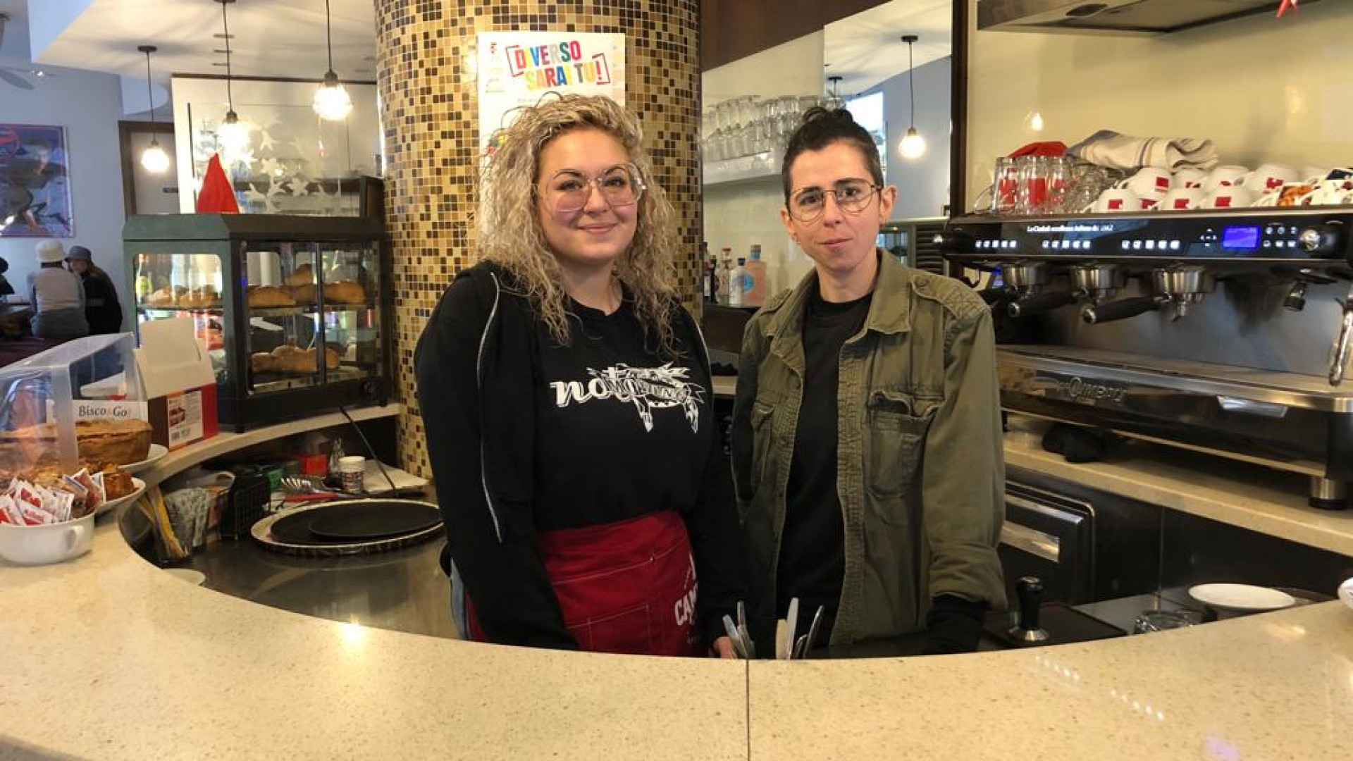 Un cliente viene colto da malore, salvato dall'intervento della barista