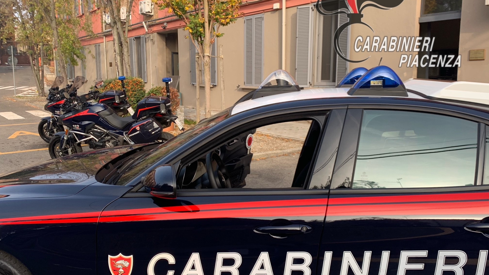 "Ho rubato le cuffiette perché mi hanno tolto il reddito di cittadinanza". Arrestato