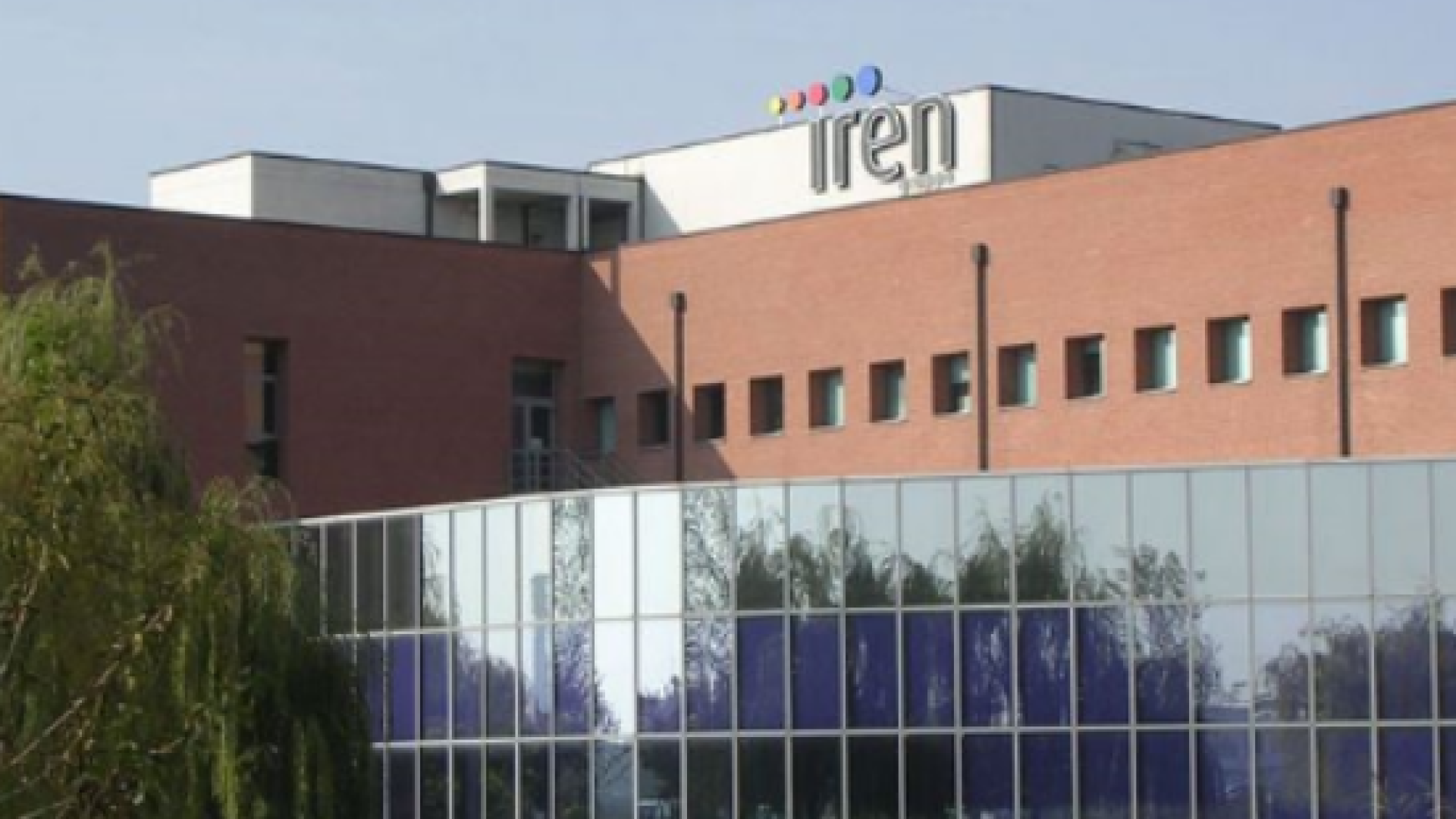 Arresto Signorini, Iren conferma il cda e si dichiara parte offesa
