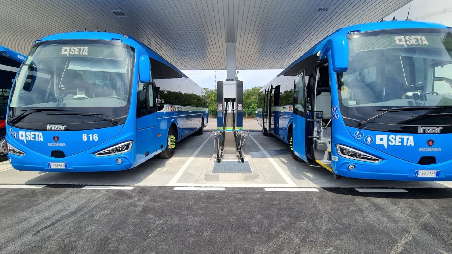 Seta: bus a metano, al via la stazione di servizio con 100mila litri di gas