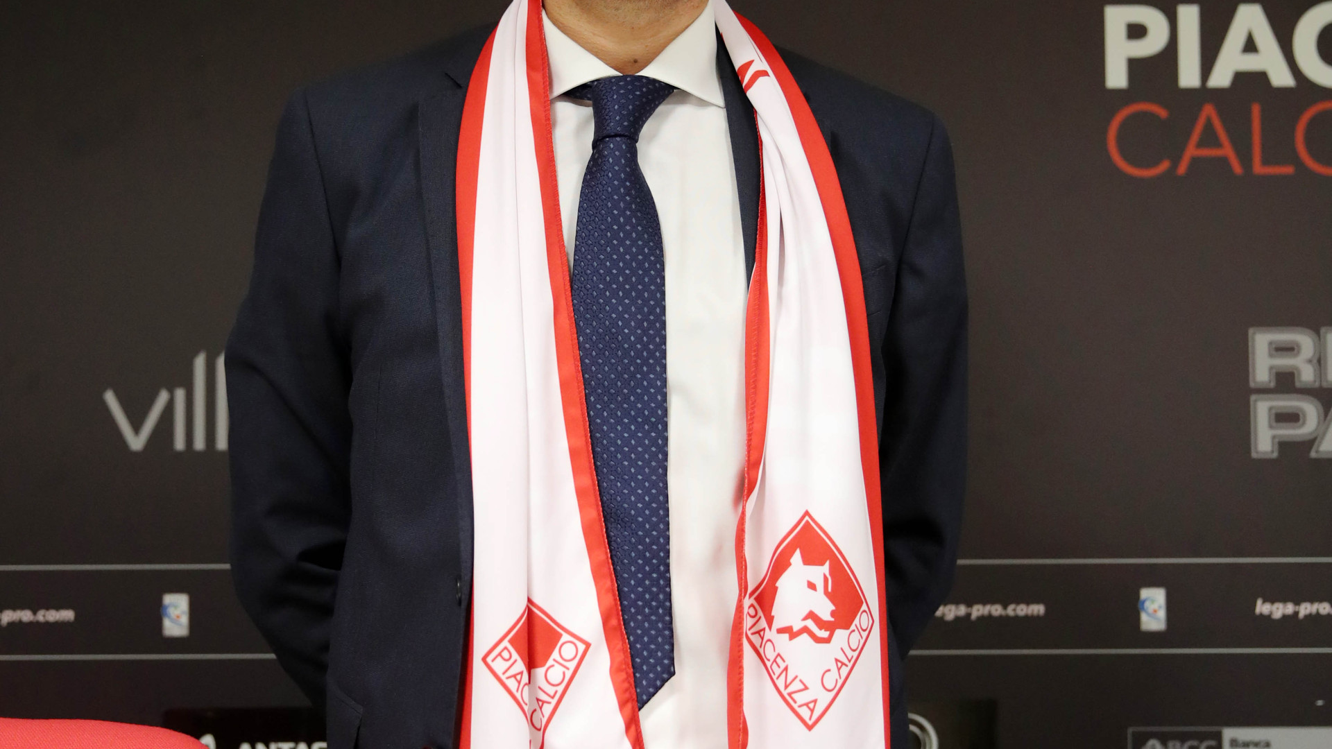 Manzo si presenta: "Lavoreremo coi giovani, obiettivo playoff"