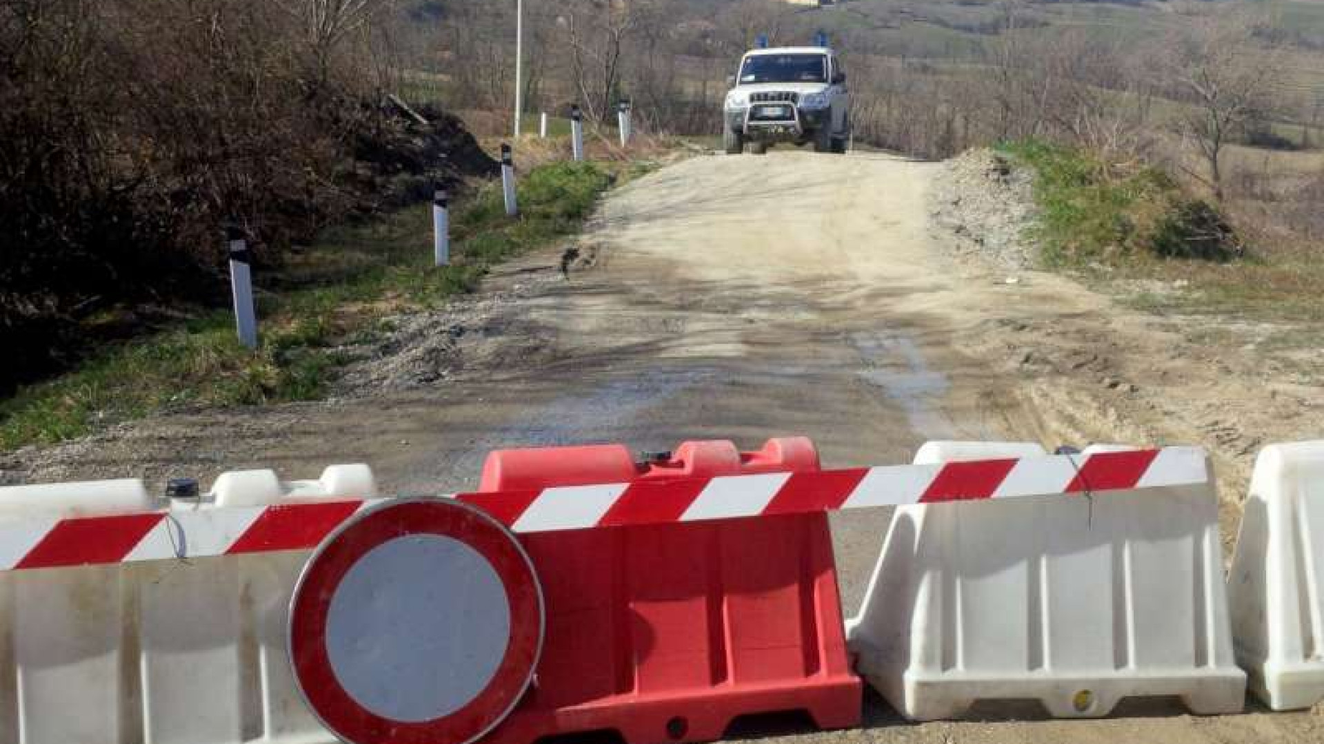 Frana a Santa Maria del Monte, chiusa la strada fra Trevozzo e Tassara