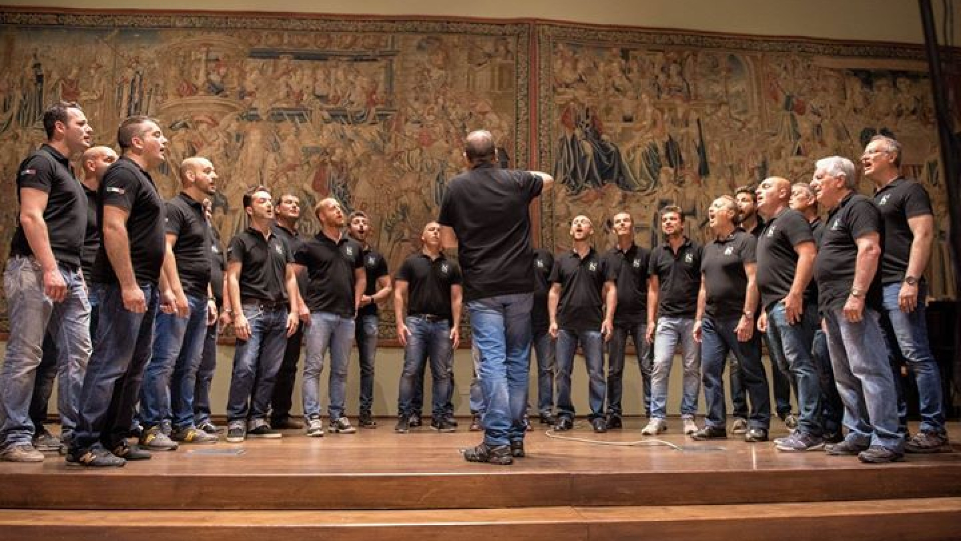 Canto e montagna: i cori Cai e Valsella si esibiscono a Palazzo Farnese