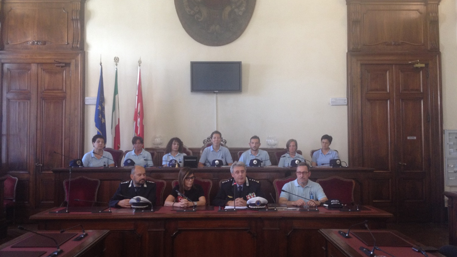 Mendicante e parcheggiatore abusivo allontanati da Piacenza