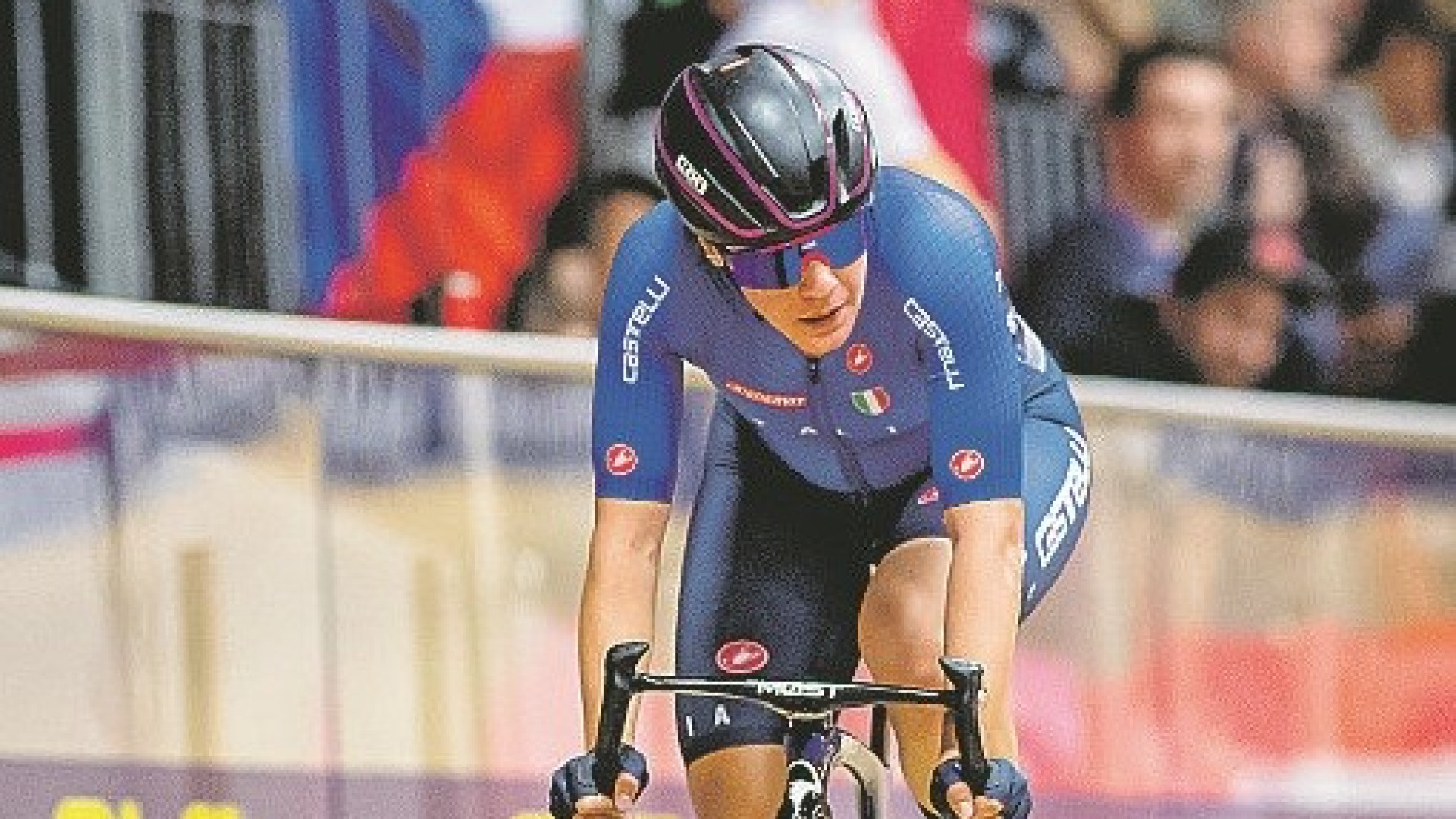 Ciclismo, Kopecky viaggia a velocità doppia: Corsa a punti amara per Silvia Zanardi