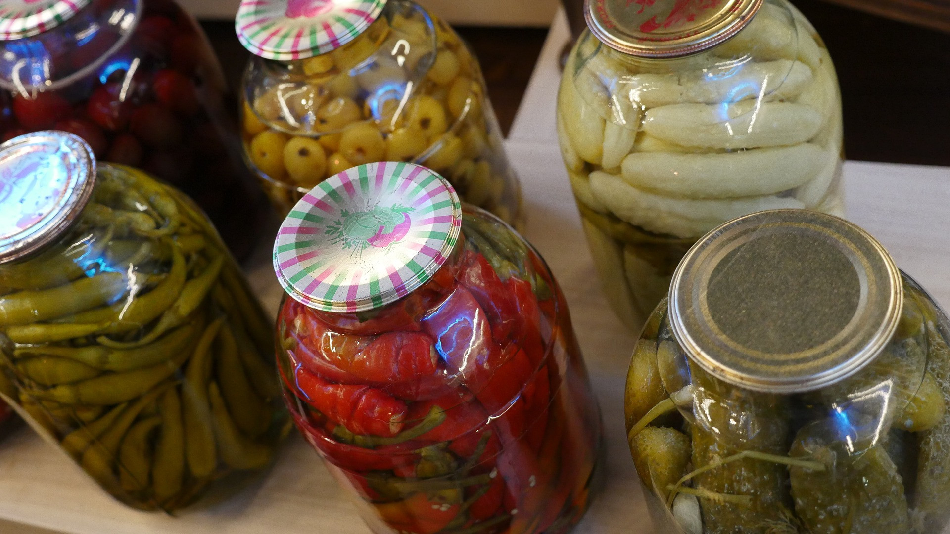 Le conserve, i consigli utili nella rubrica "Sicurezza alimentare"