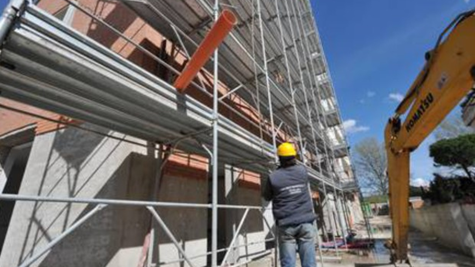 Sicurezza cantieri, irregolari 8 su dieci. "Improvvisazione  e fretta per il superbonus"