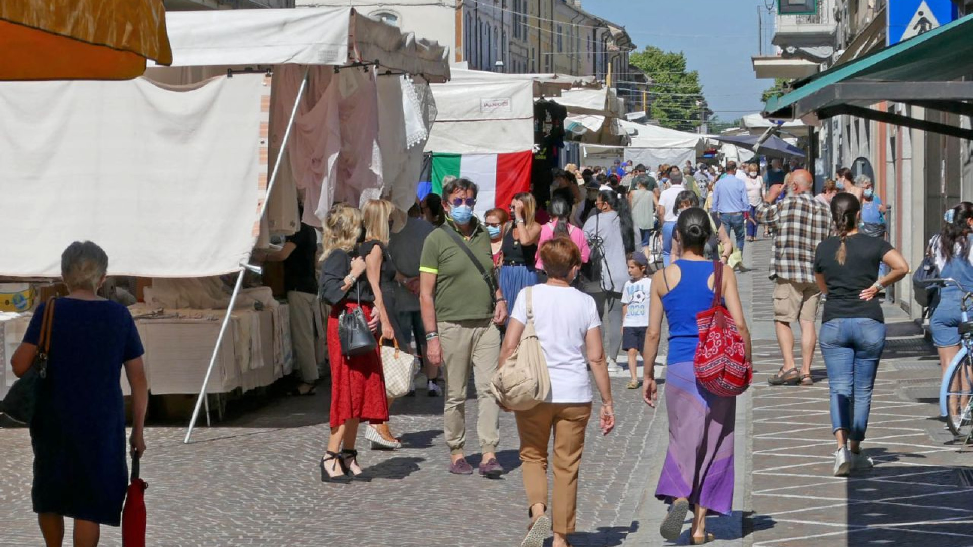 Castello, torna la fiera di San Giovanni. L'alpino Bozzini suona all'Albesani
