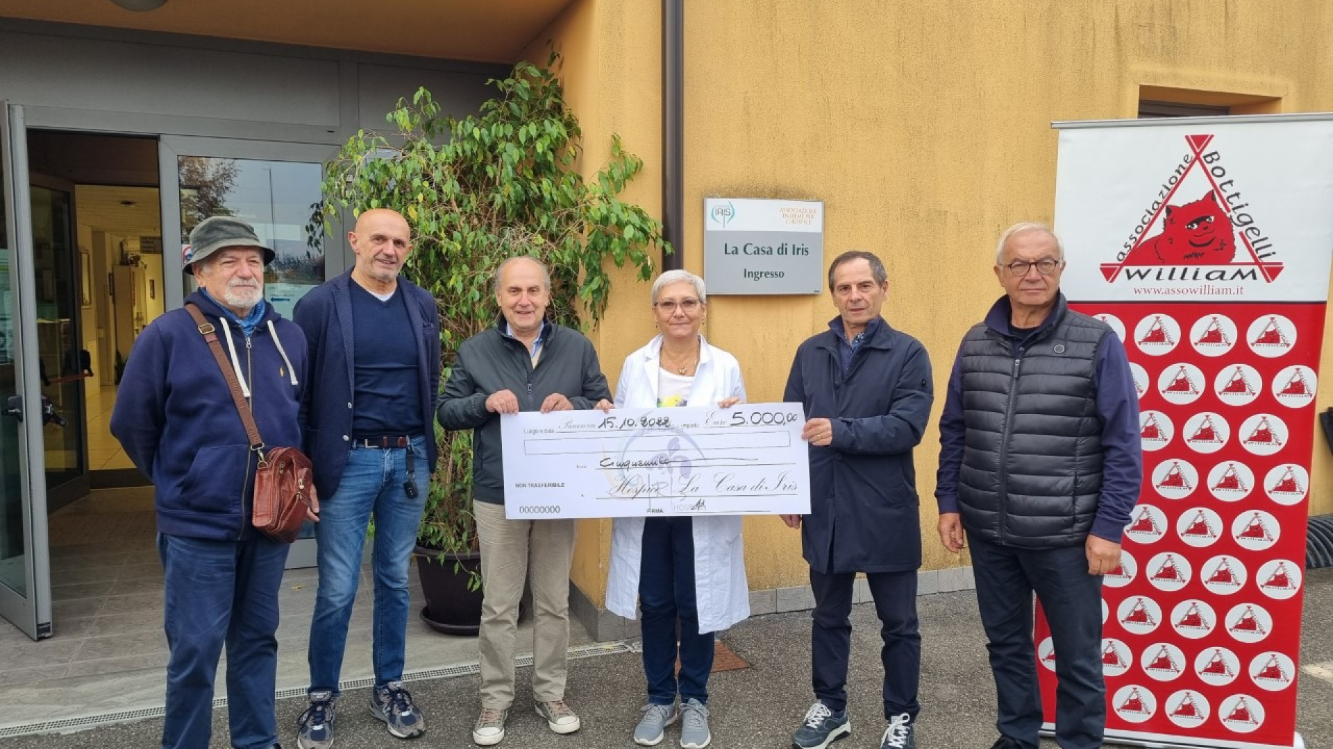 La solidarietà senza fine dell'Associazione Bottigelli: cinquemila euro all'hospice