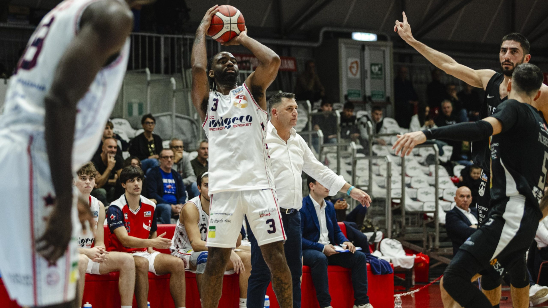 Nemmeno con coach Manzo cambia la musica, per l'Assigeco è il settimo ko