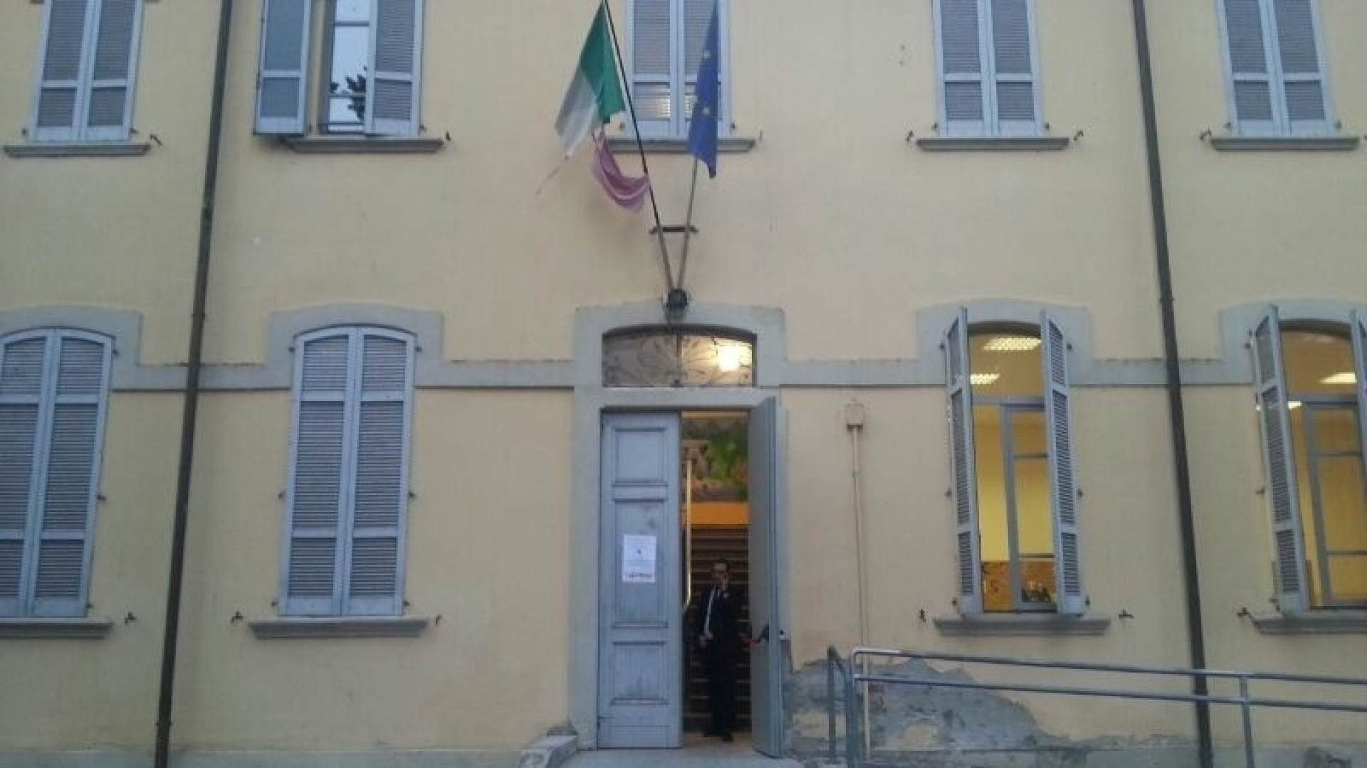 Roncaglia, la giunta dà l'ok: i cittadini si occuperanno dell'ex scuola elementare