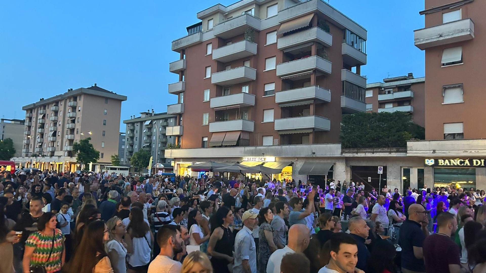 In tremila alla Besu Street Fest: il Comune apre al sogno di una piazza, spazio alle idee