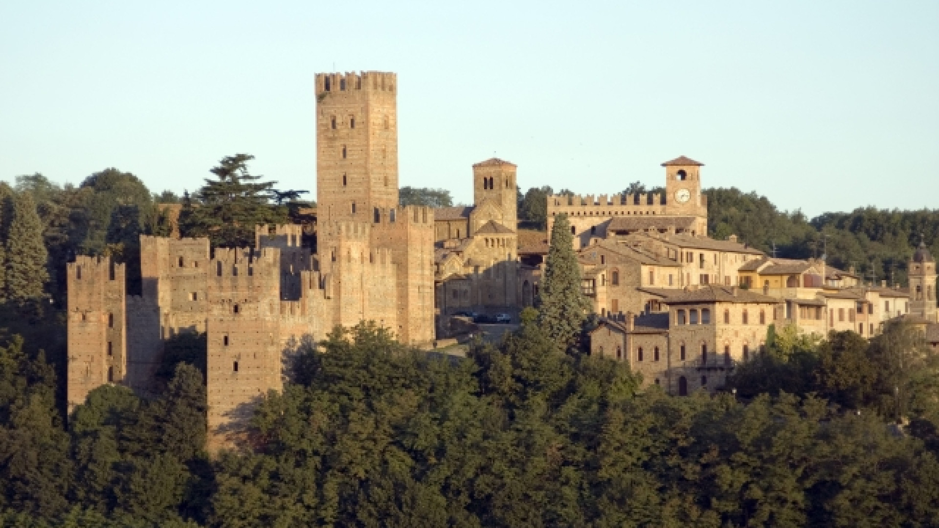 A Castell'Arquato, per la prima volta corsi di italiano per stranieri. Già 20 iscritti