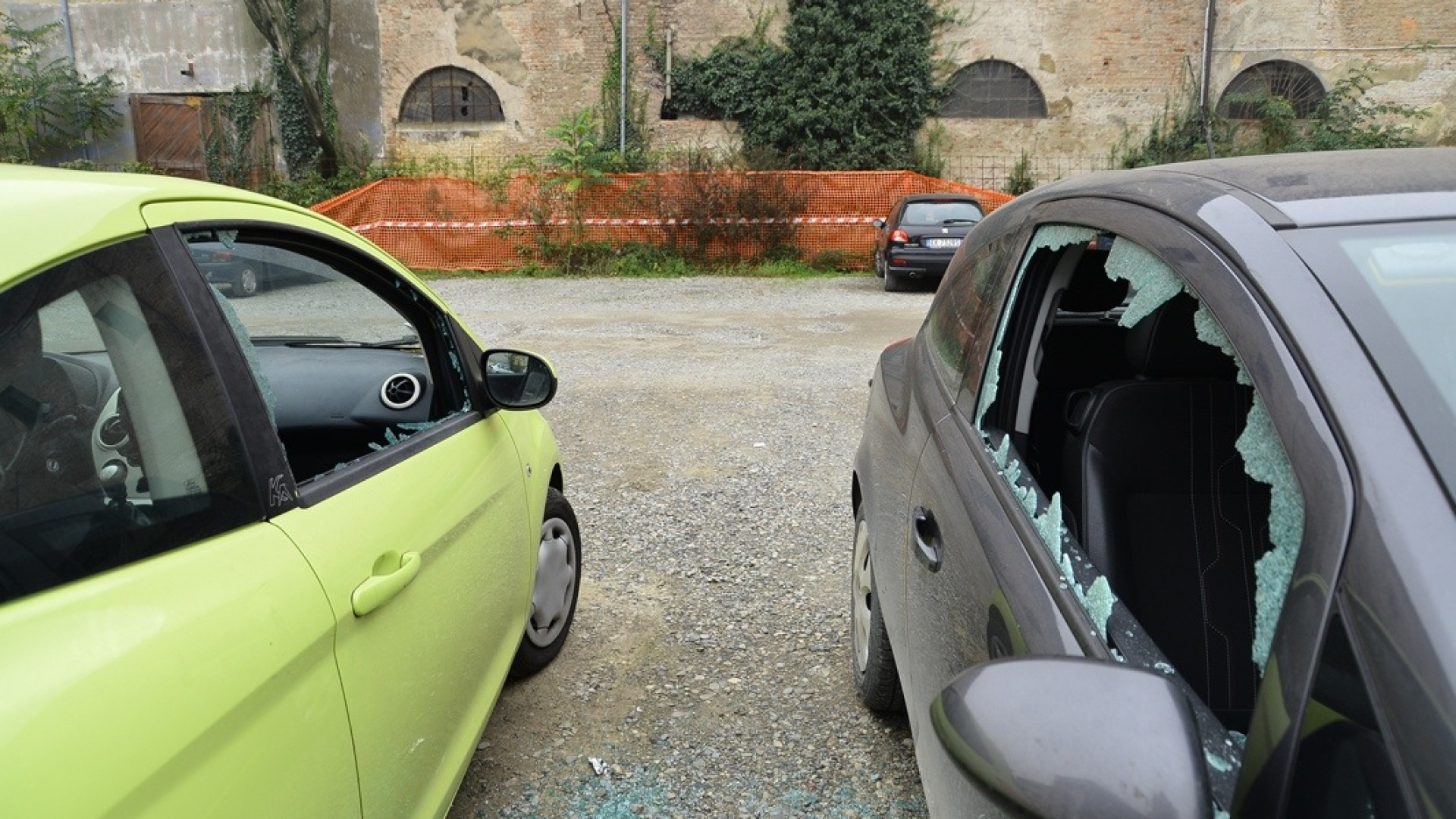 Raid sulle auto parcheggiate: tunisino denunciato per ricettazione