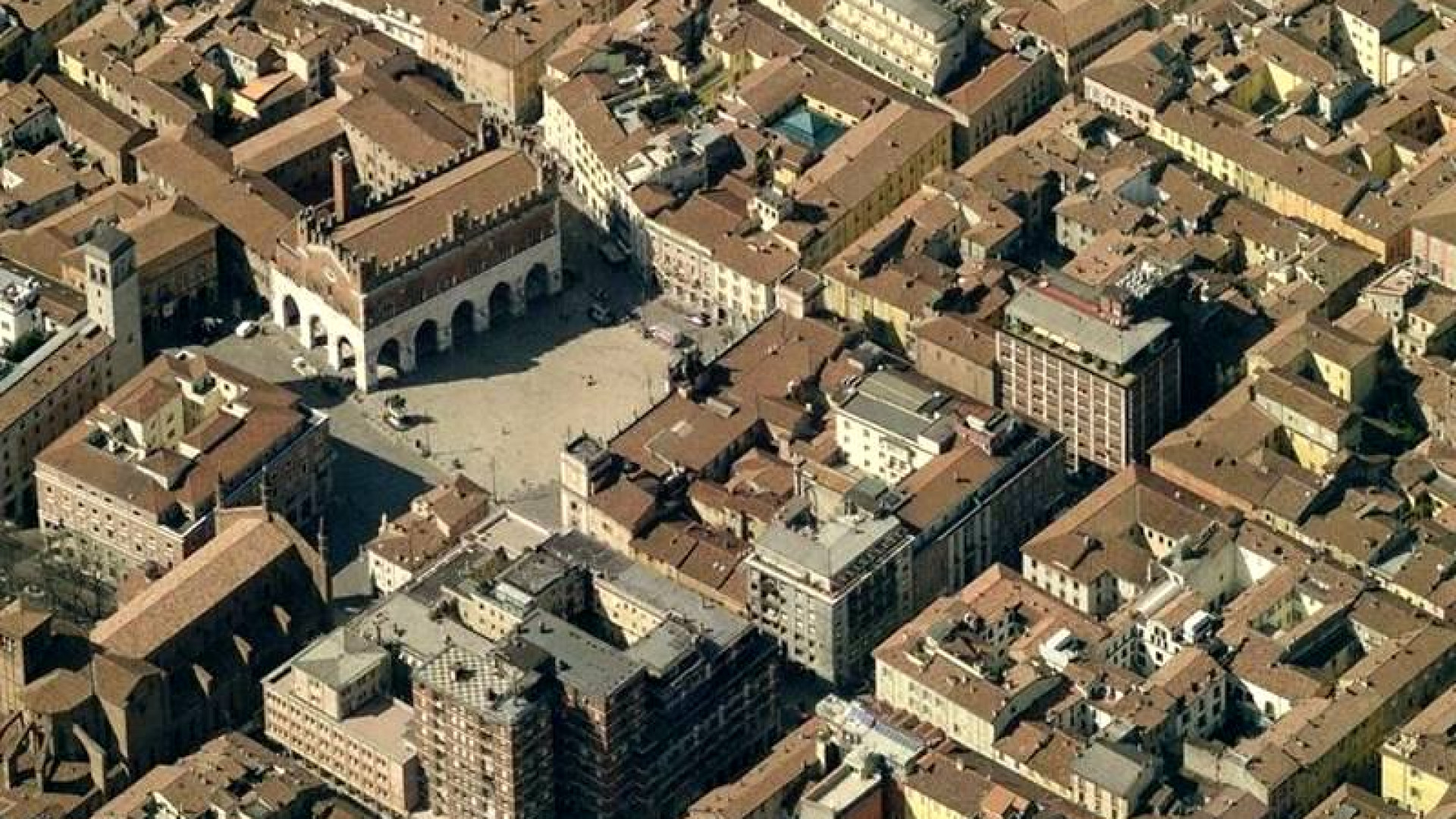 Boom sfratti: ogni mese 30 famiglie piacentine perdono la casa