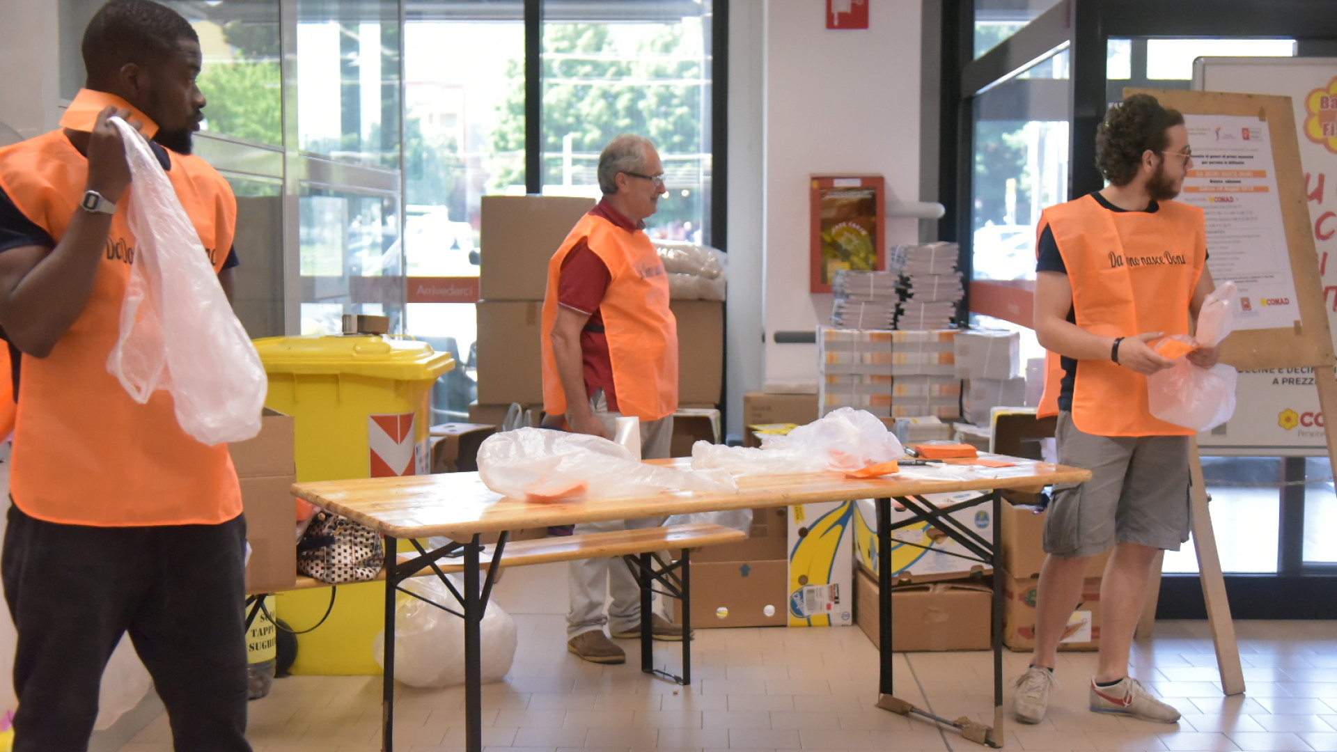 "Da dono nasce dono". Oggi la colletta alimentare in 14 supermercati